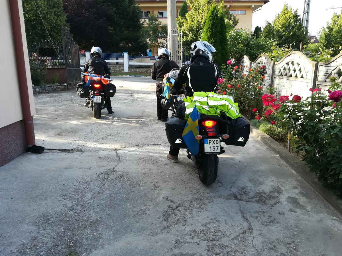 Casa Lidia Si Gogu Budeasa Mare Exterior foto
